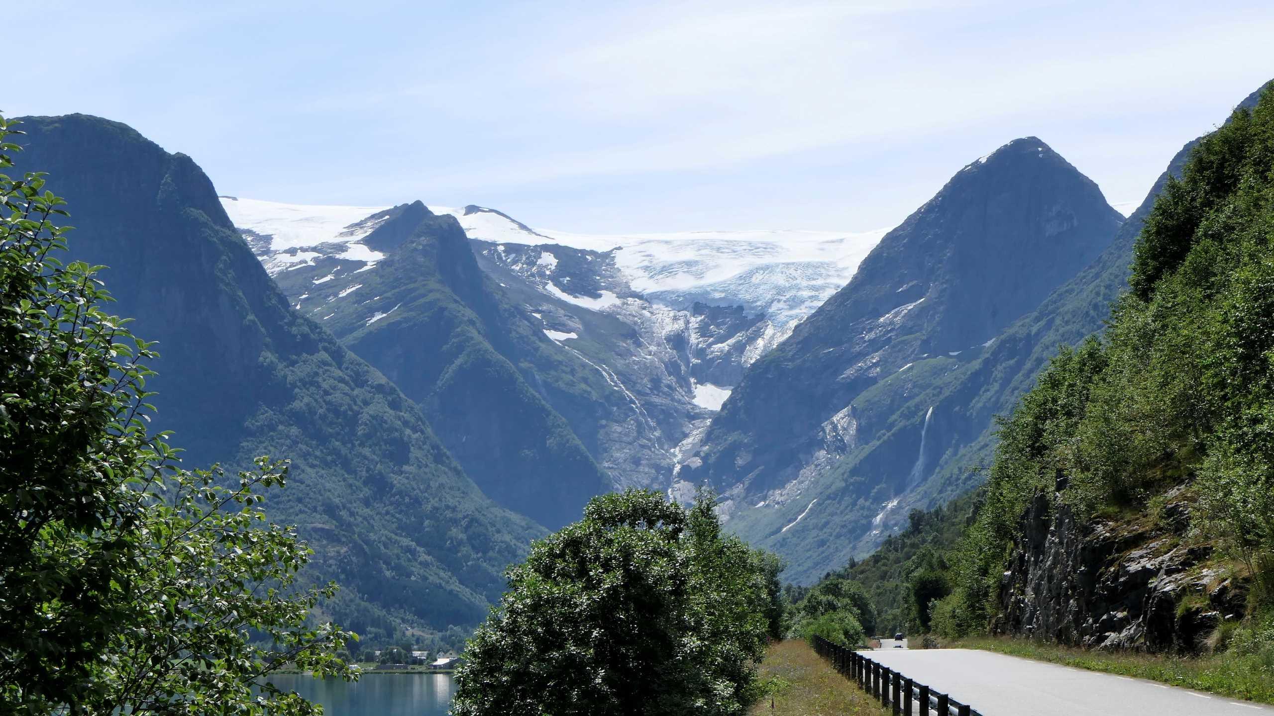 Briksdalsdalen Jostedalsbreen Nationalpark