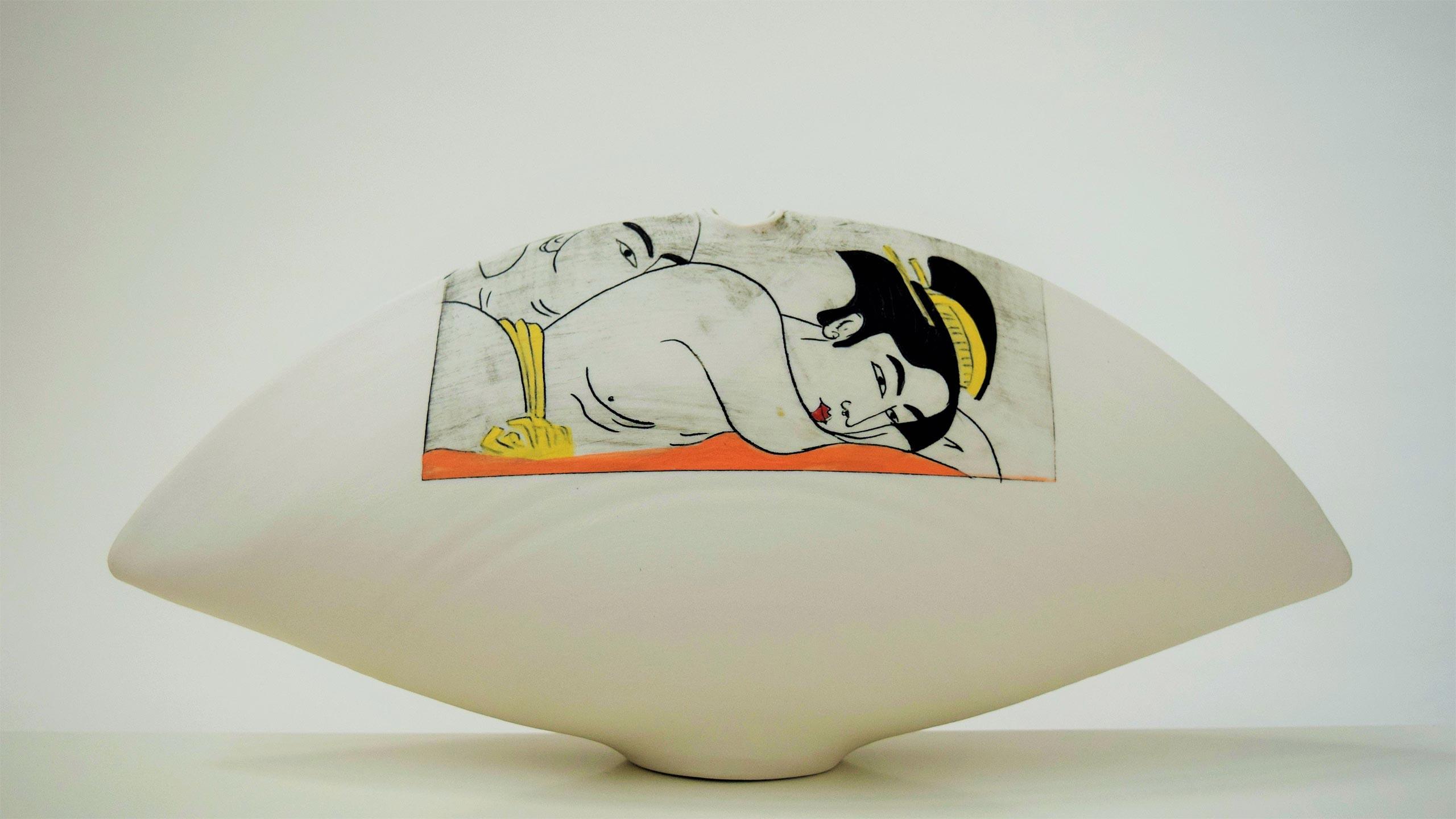 Gefäßobjekt Sichel mit japanischer Malerei